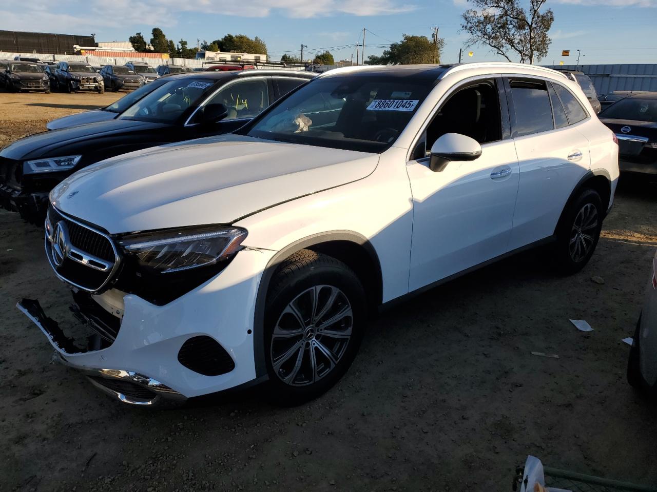 2024 Mercedes-Benz GLC - Image 1