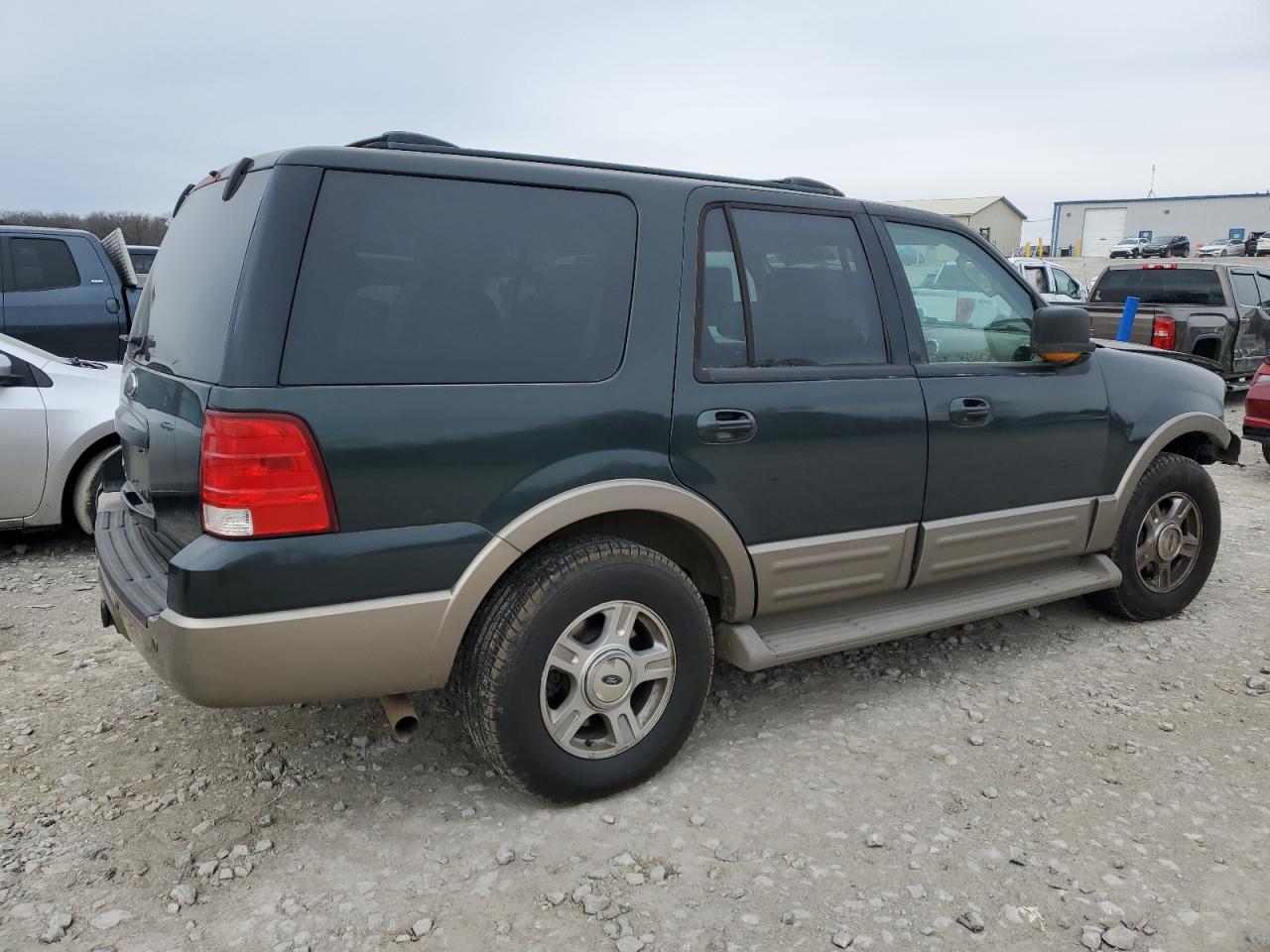 2003 Ford Expedition - Image 3