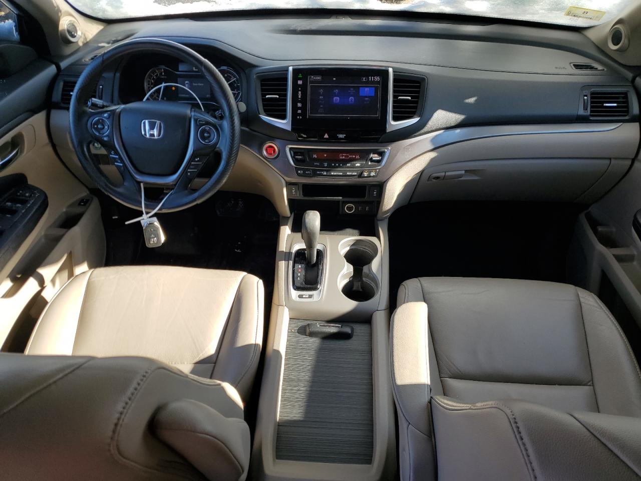 2016 Honda Pilot - Image 8