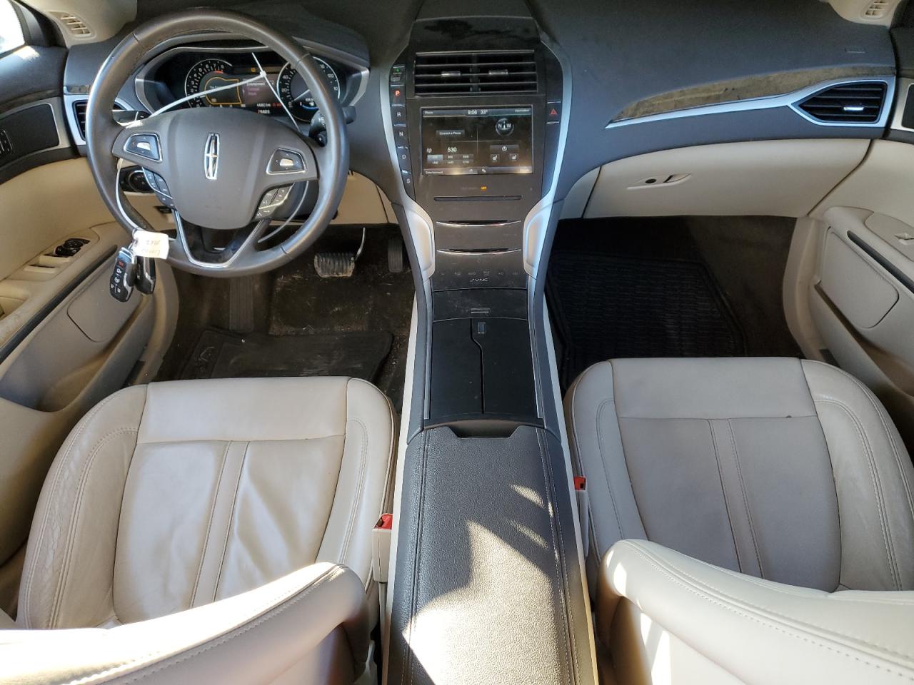 2016 Lincoln MKZ - Image 8