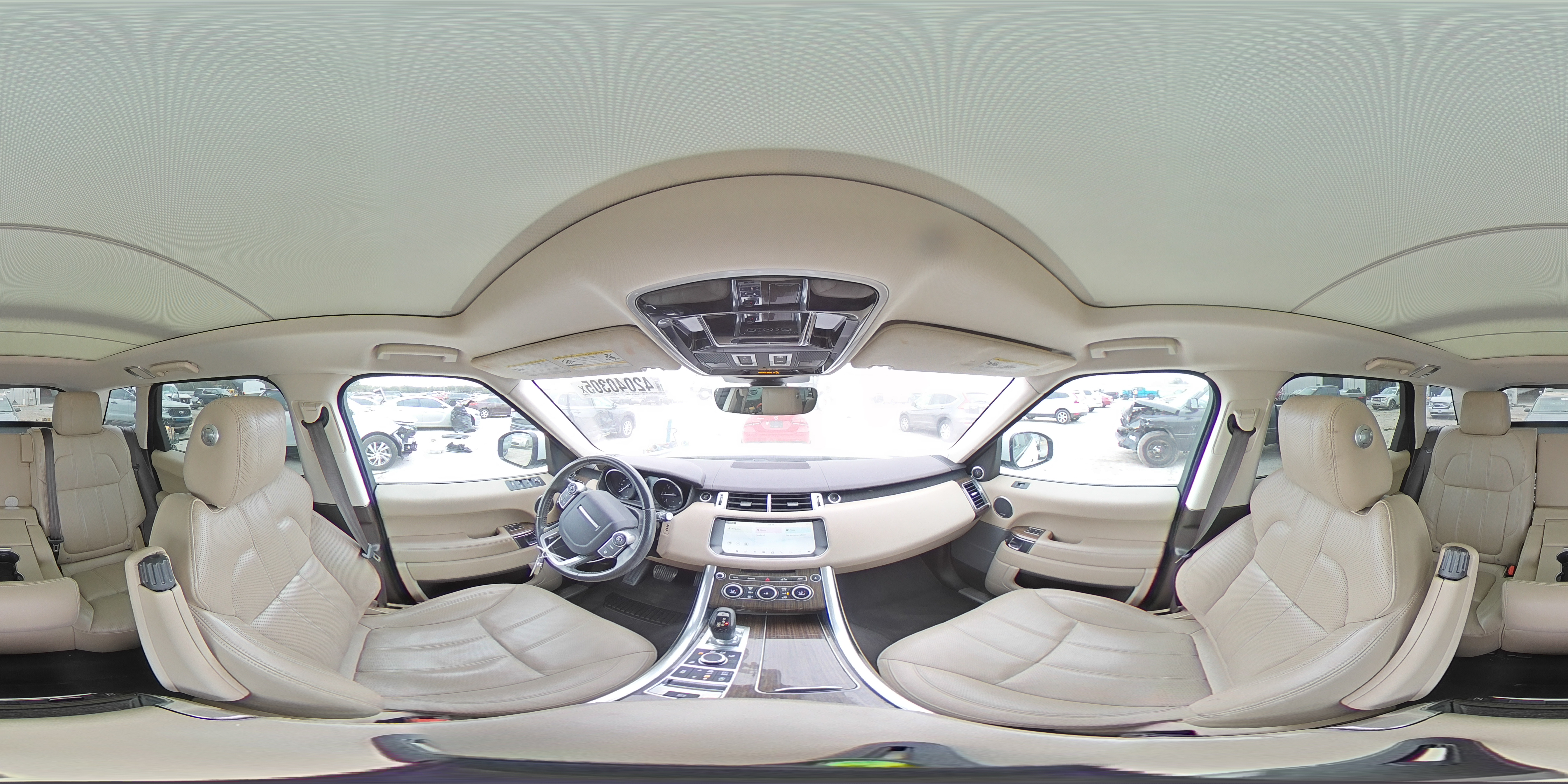 2017 Land Rover Range Rover - Image 16