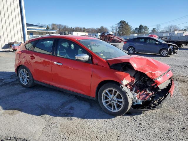  FORD FOCUS 2017 Czerwony