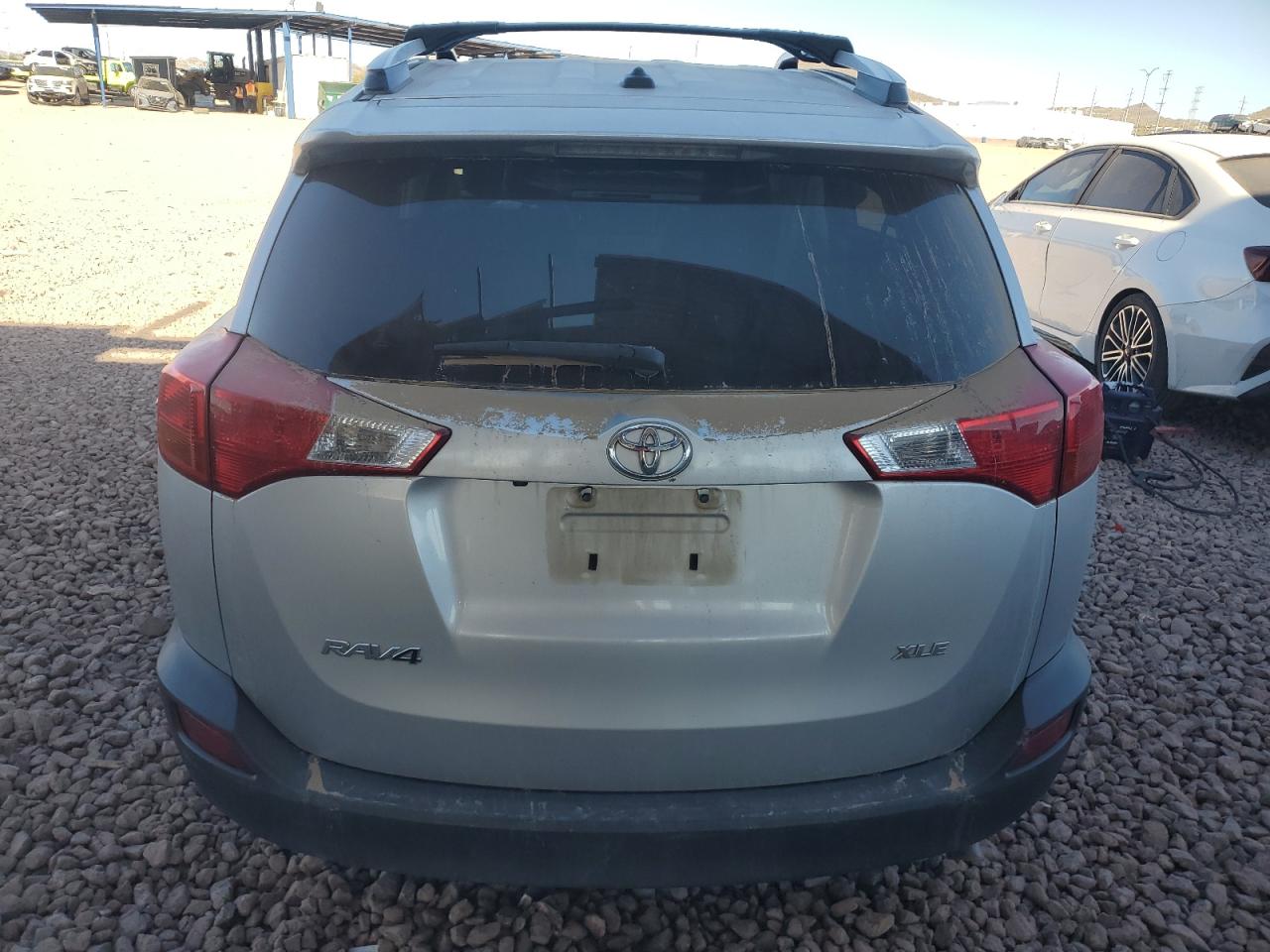 2015 Toyota RAV 4 - Image 6