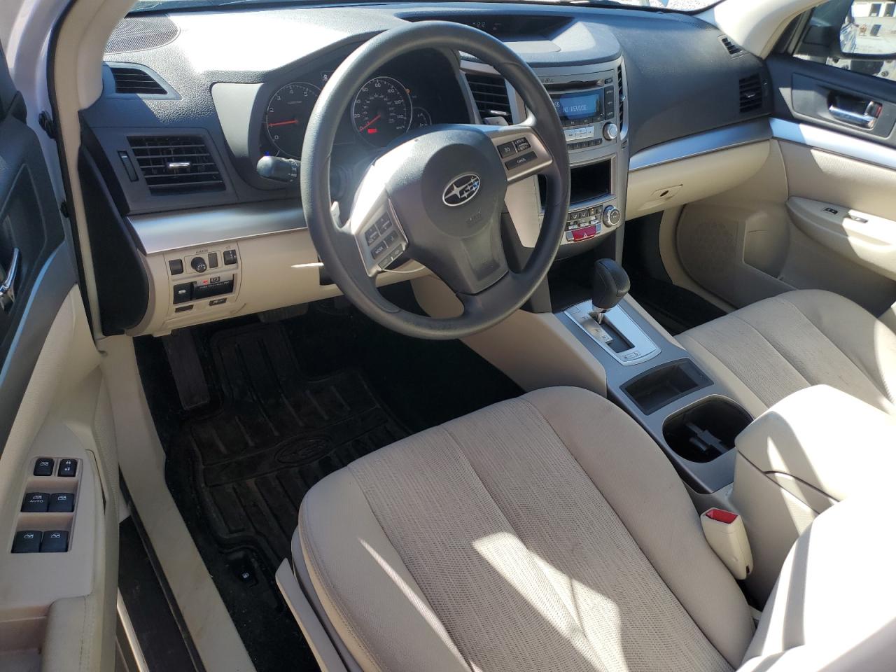 2014 Subaru Outback - Image 8