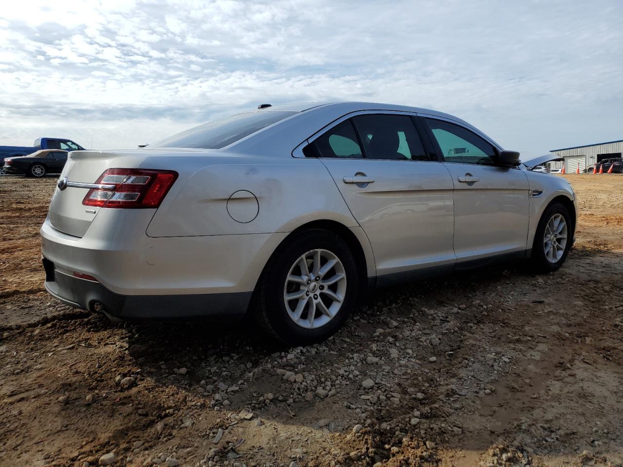 2013 Ford Taurus - Image 3