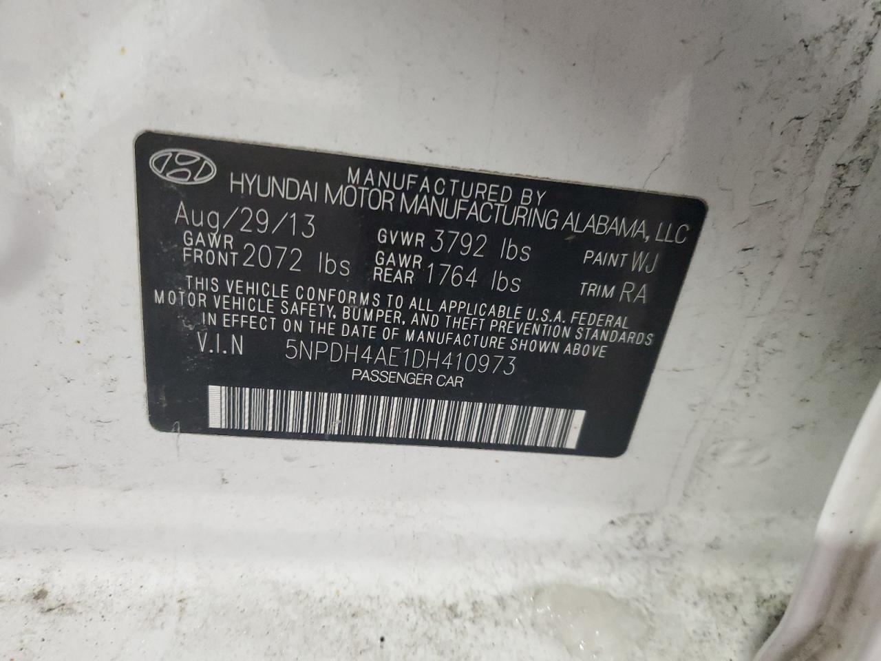2013 Hyundai Elantra - Image 13