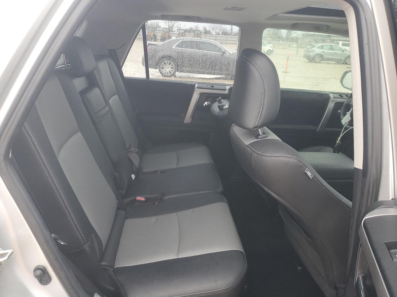 2023 Toyota 4Runner - Image 11