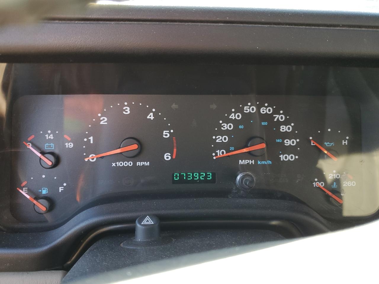 2003 Jeep Wrangler - Image 9