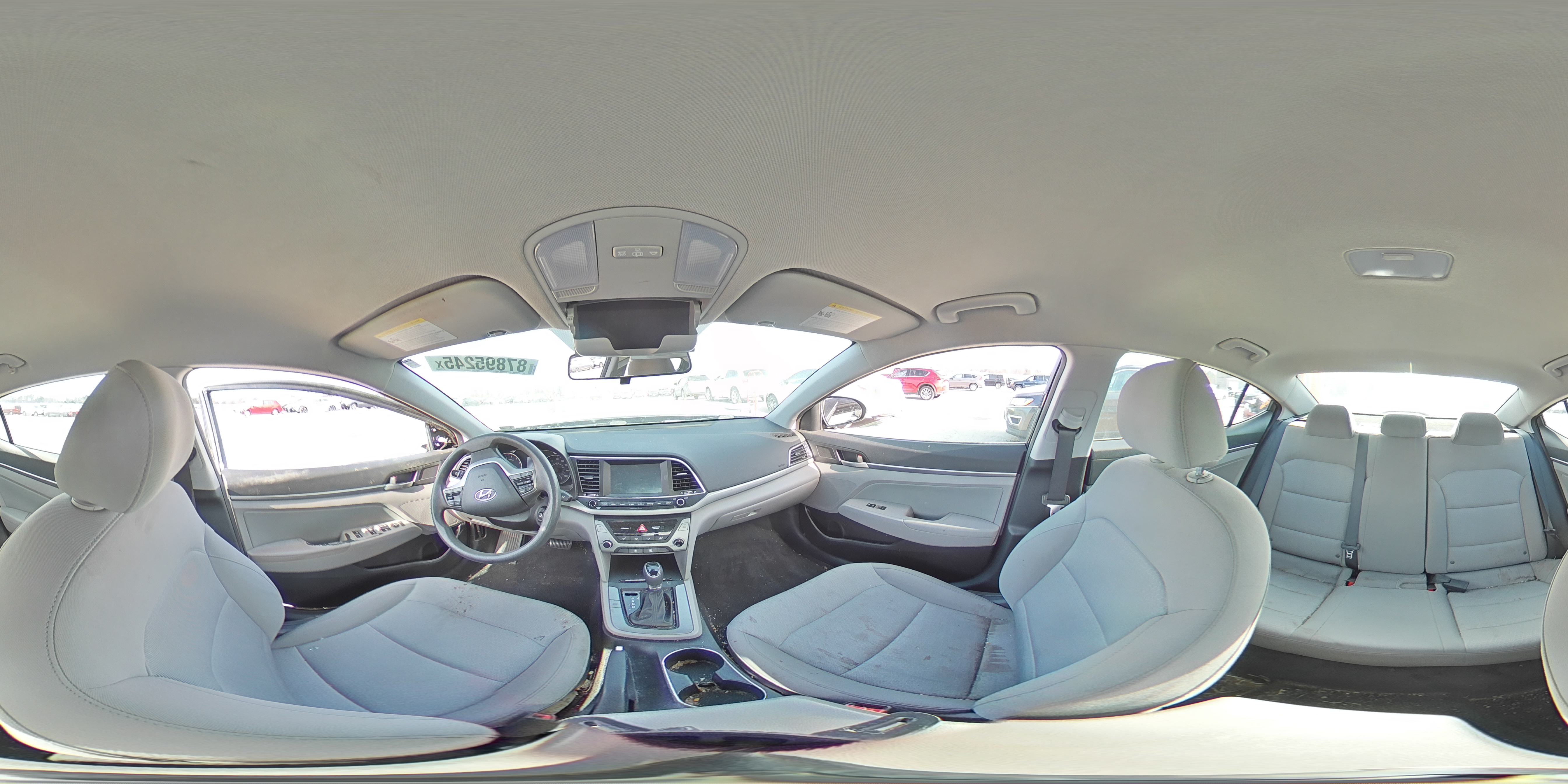 2017 Hyundai Elantra - Image 12