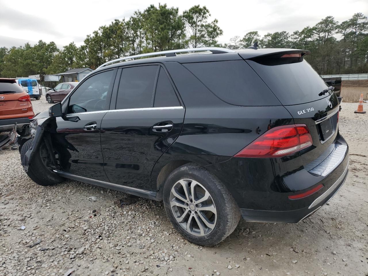 2016 Mercedes-Benz GLE - Image 2