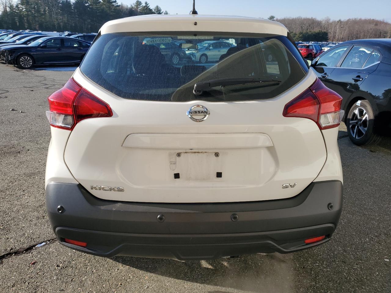 2020 Nissan Kicks - Image 6