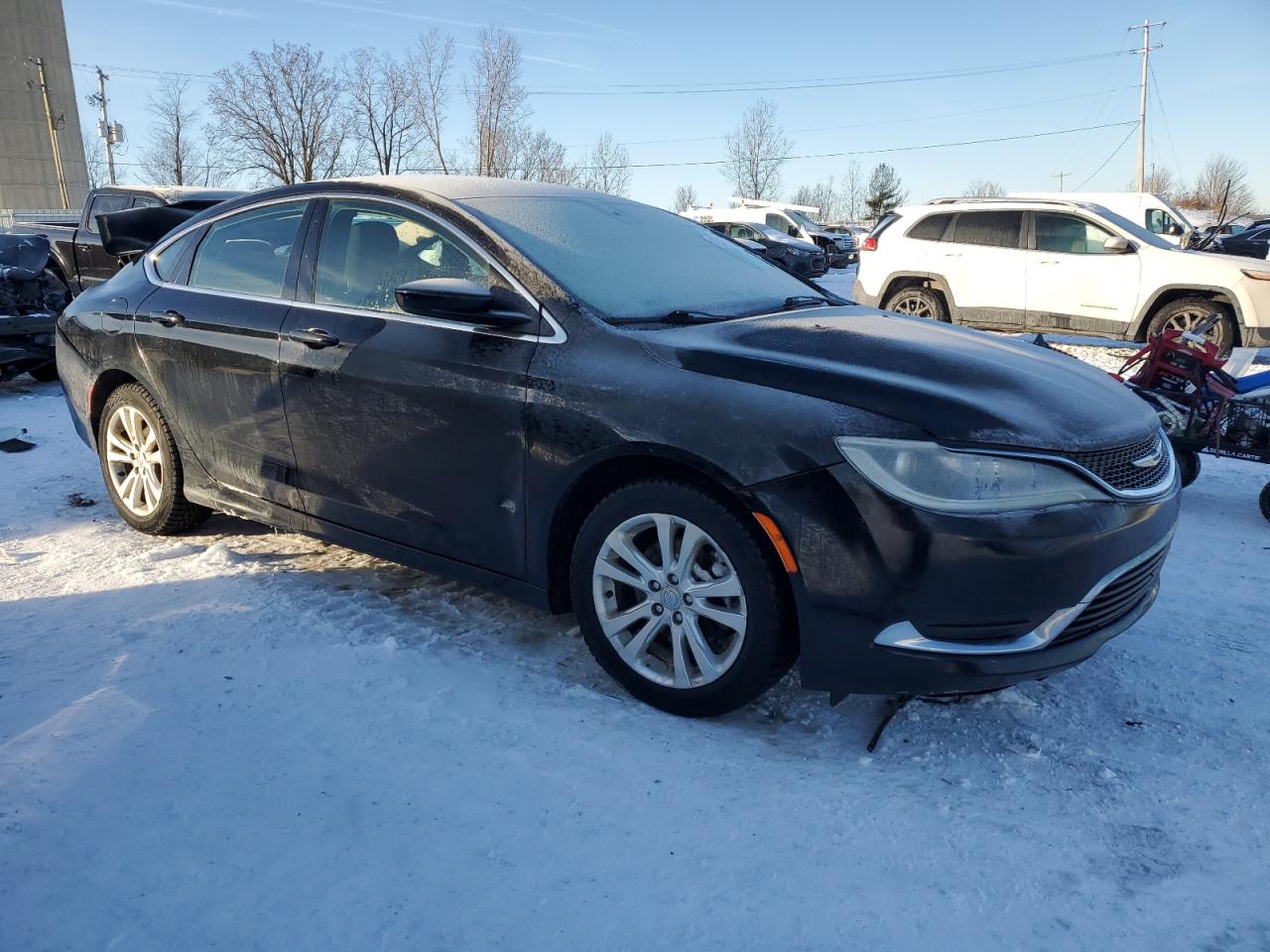 2016 Chrysler 200 - Image 4
