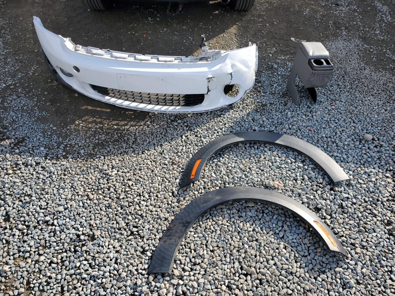 2014 MINI Cooper - Image 13