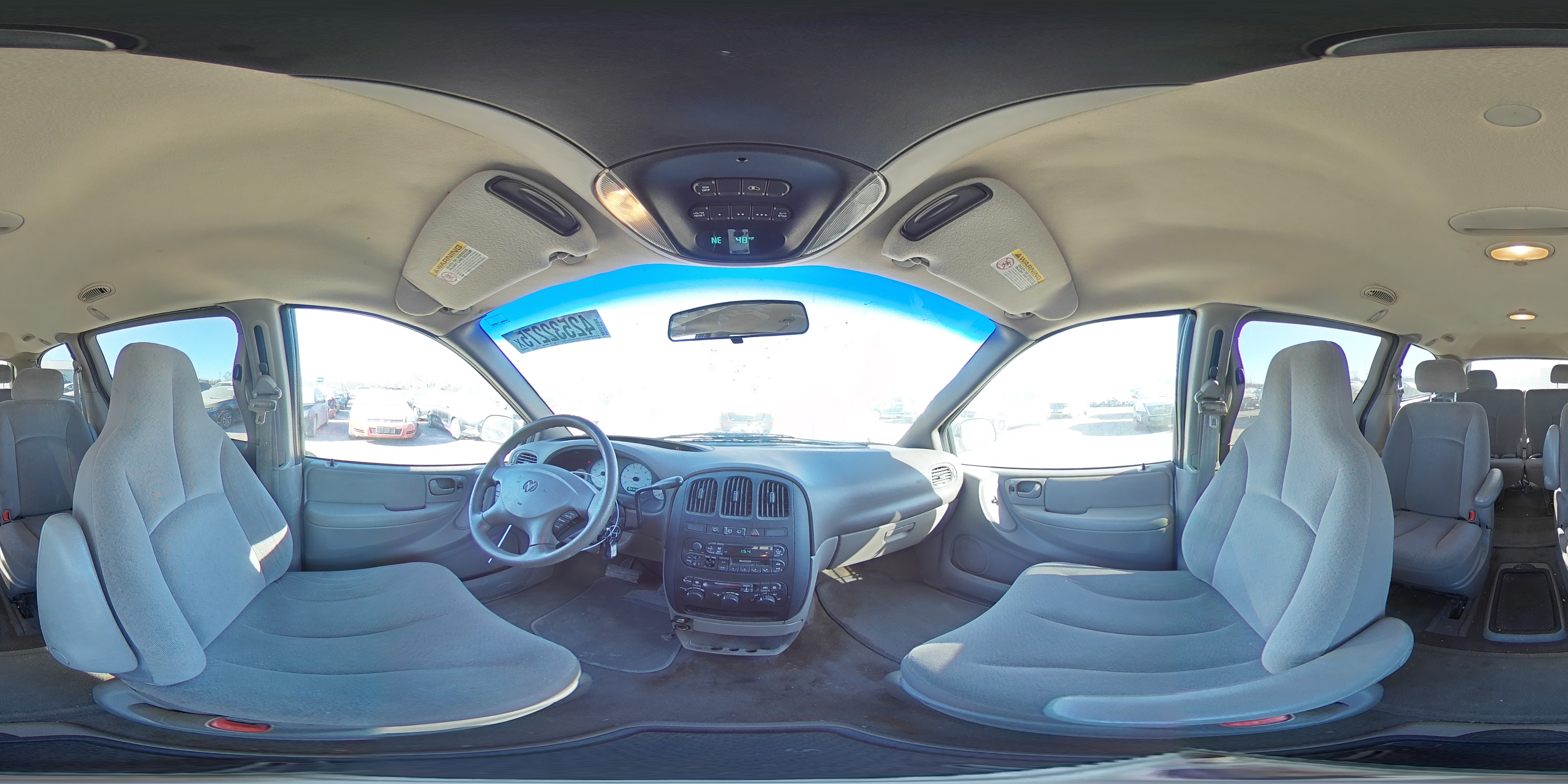2002 Dodge Caravan - Image 13