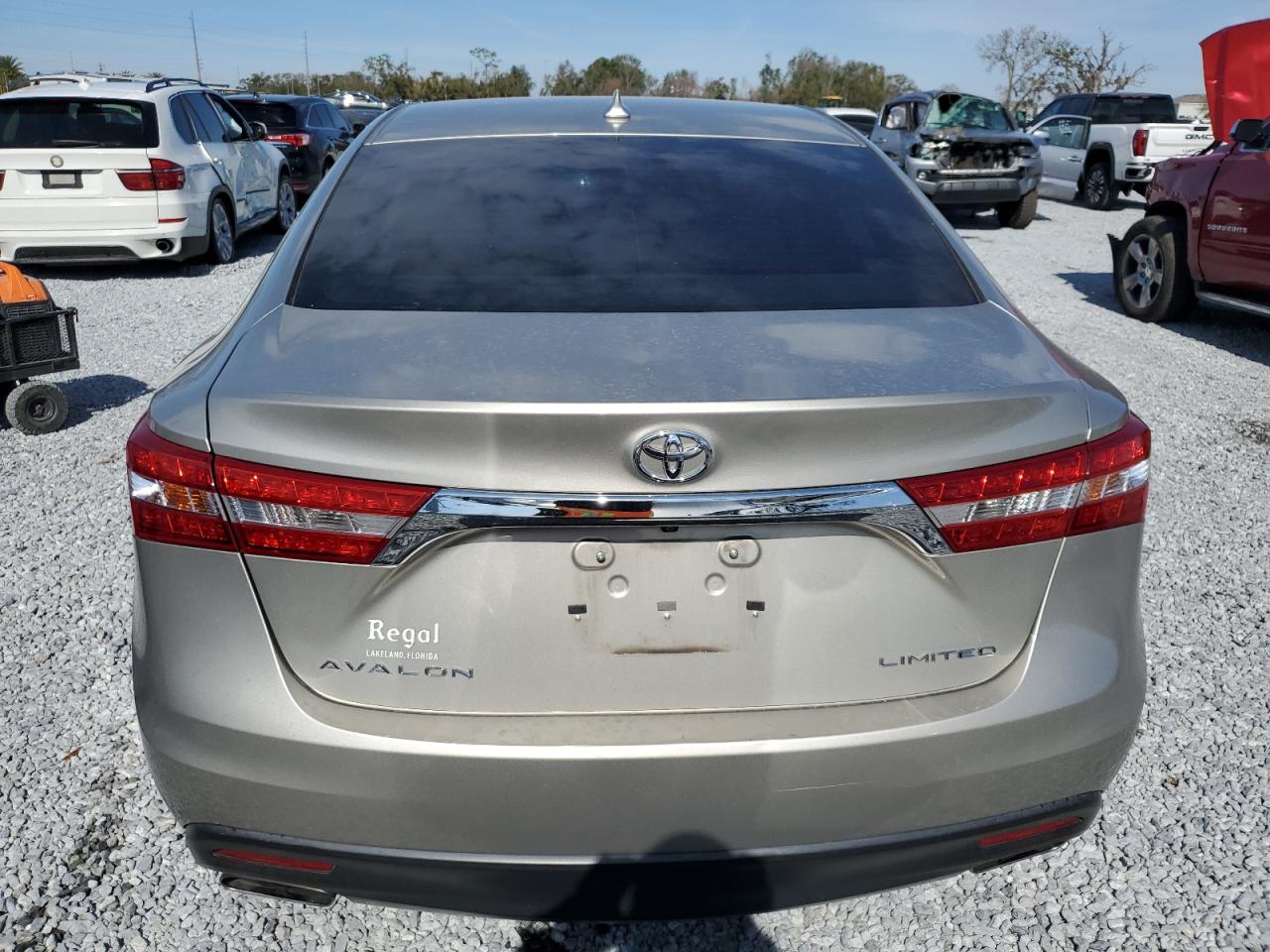 2014 Toyota Avalon - Image 6
