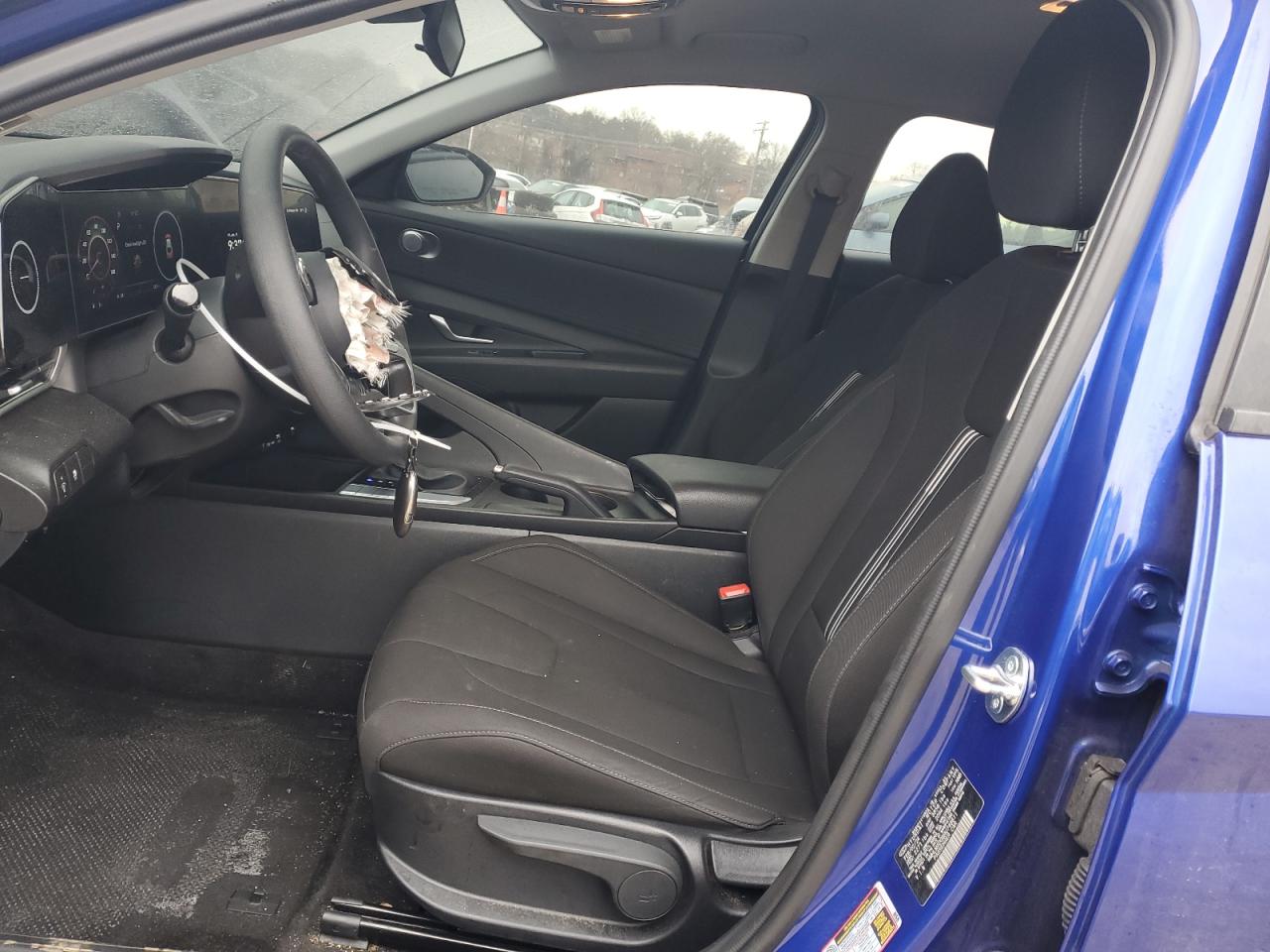2024 Hyundai Elantra - Image 7