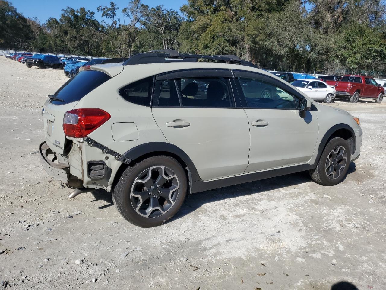 2015 Subaru XV - Image 3