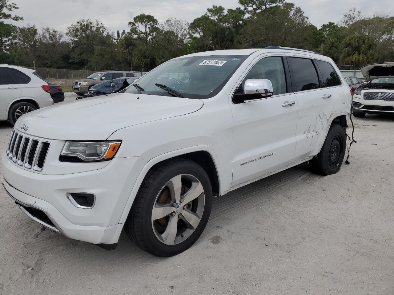 2015 Jeep Grand Cherokee - Image 1