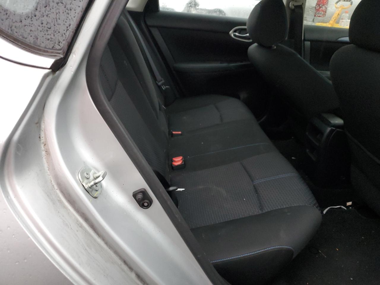 2017 Nissan Sentra - Image 10