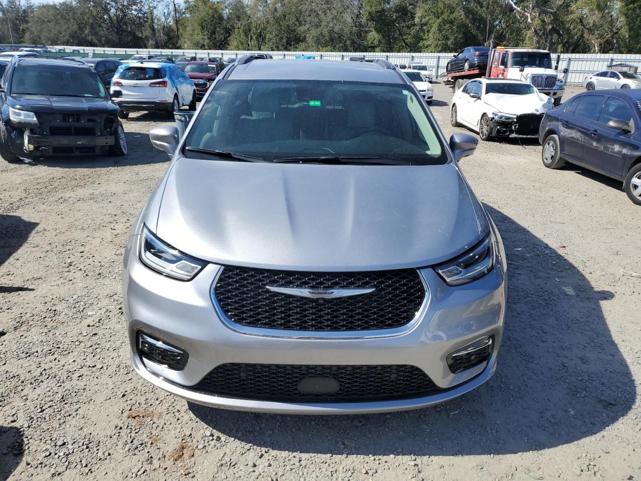 2021 Chrysler Pacifica - Image 5