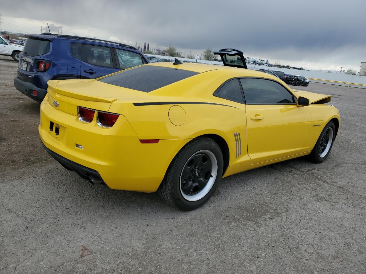 2012 Chevrolet Camaro - Image 3