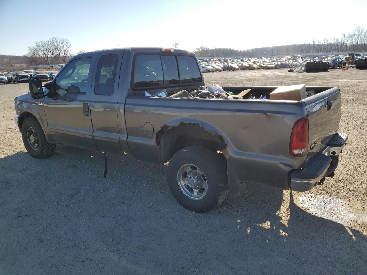 2003 Ford F250 - Image 2
