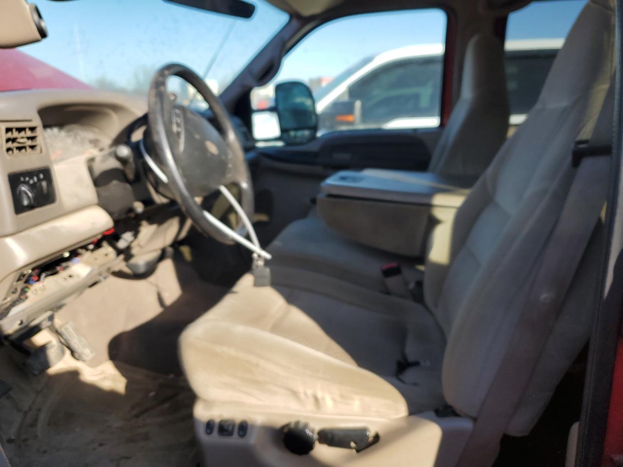 2001 Ford F350 - Image 7