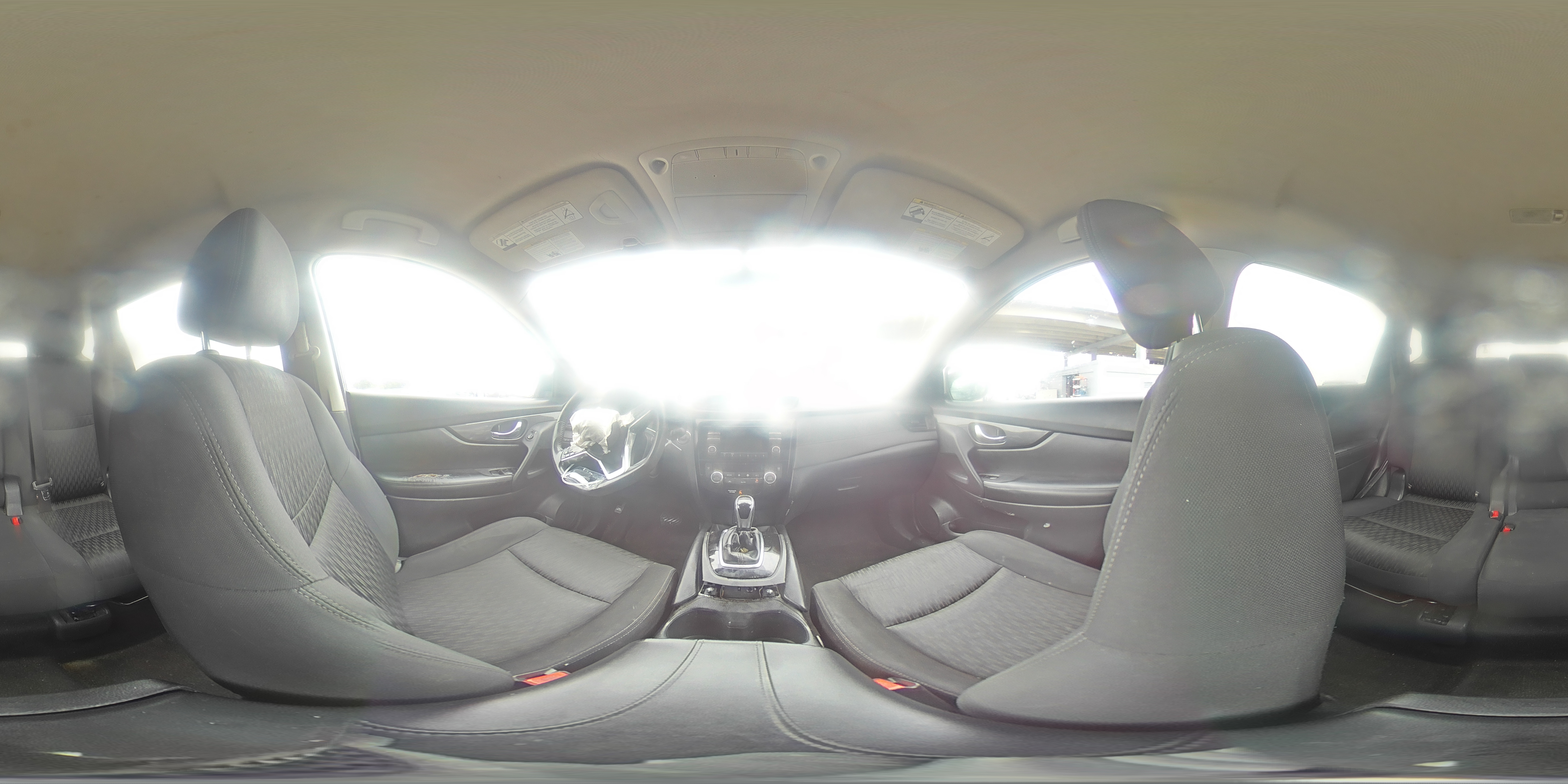2017 Nissan Rogue - Image 15