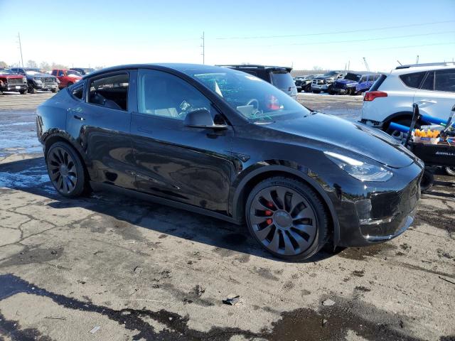  TESLA MODEL Y 2023 Черный