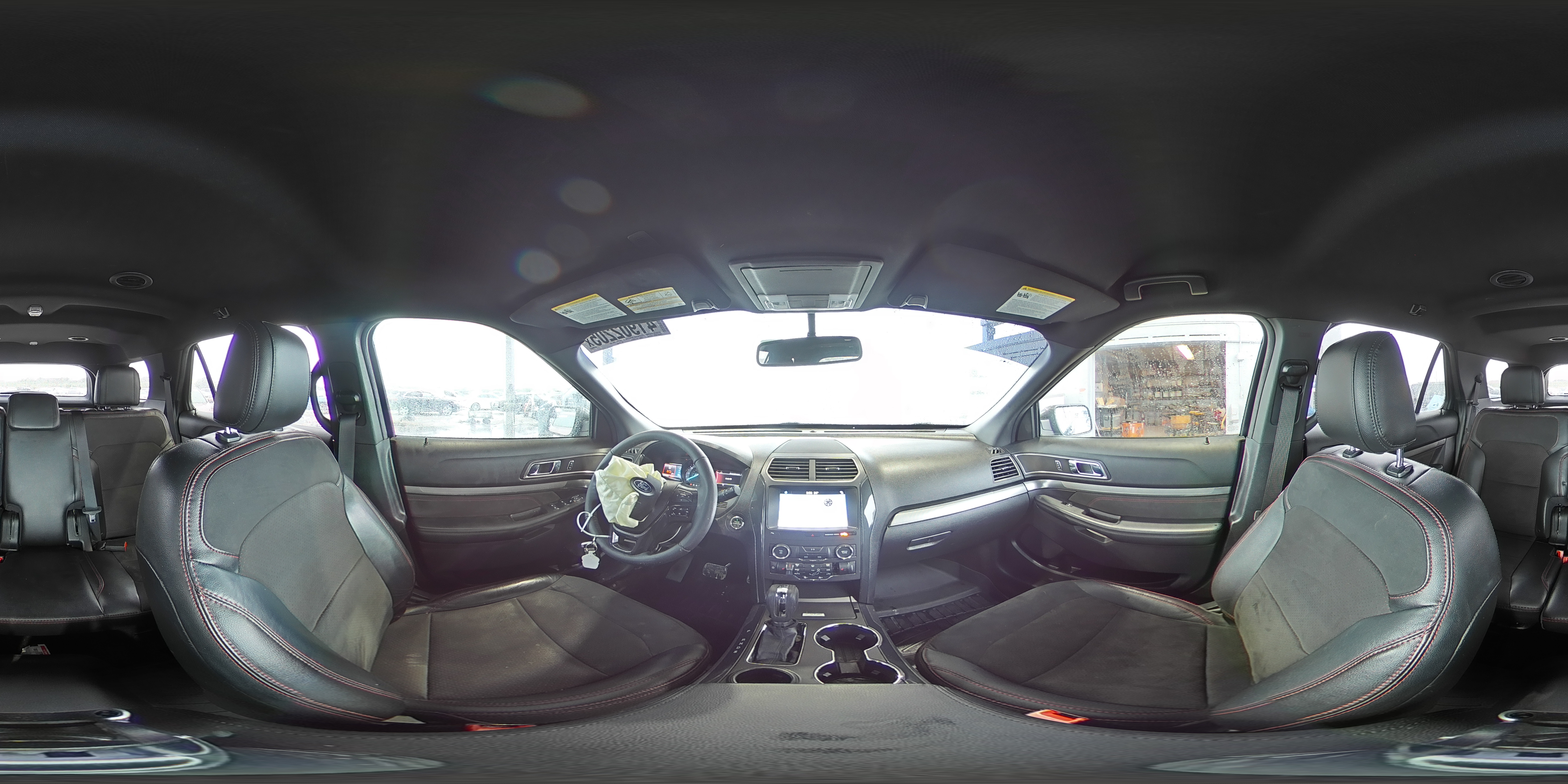 2018 Ford Explorer - Image 15