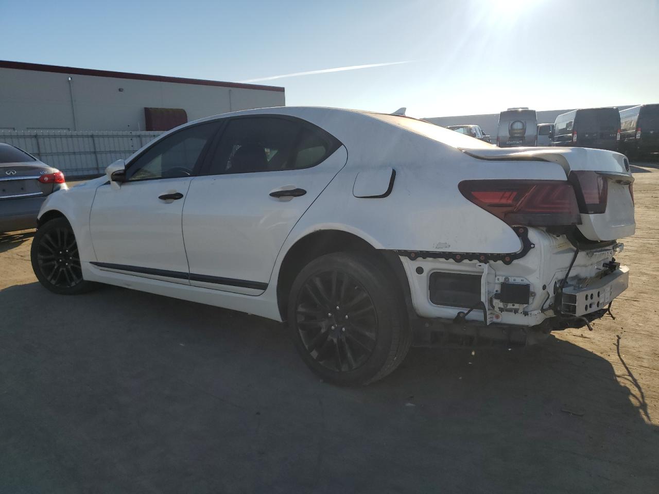 2013 Lexus LS - Image 2