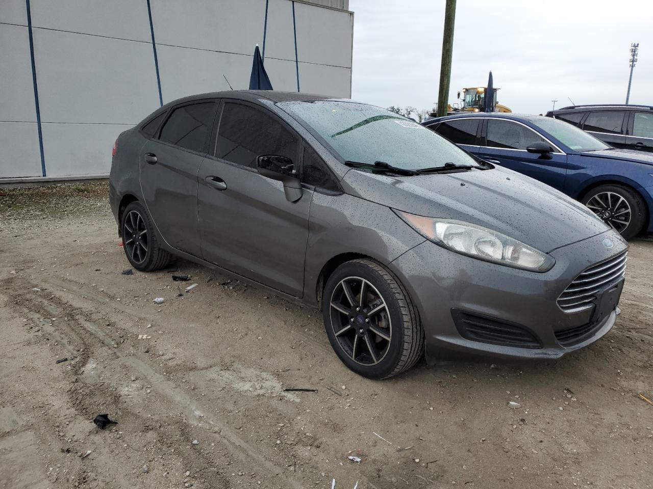 2015 Ford Fiesta - Image 4