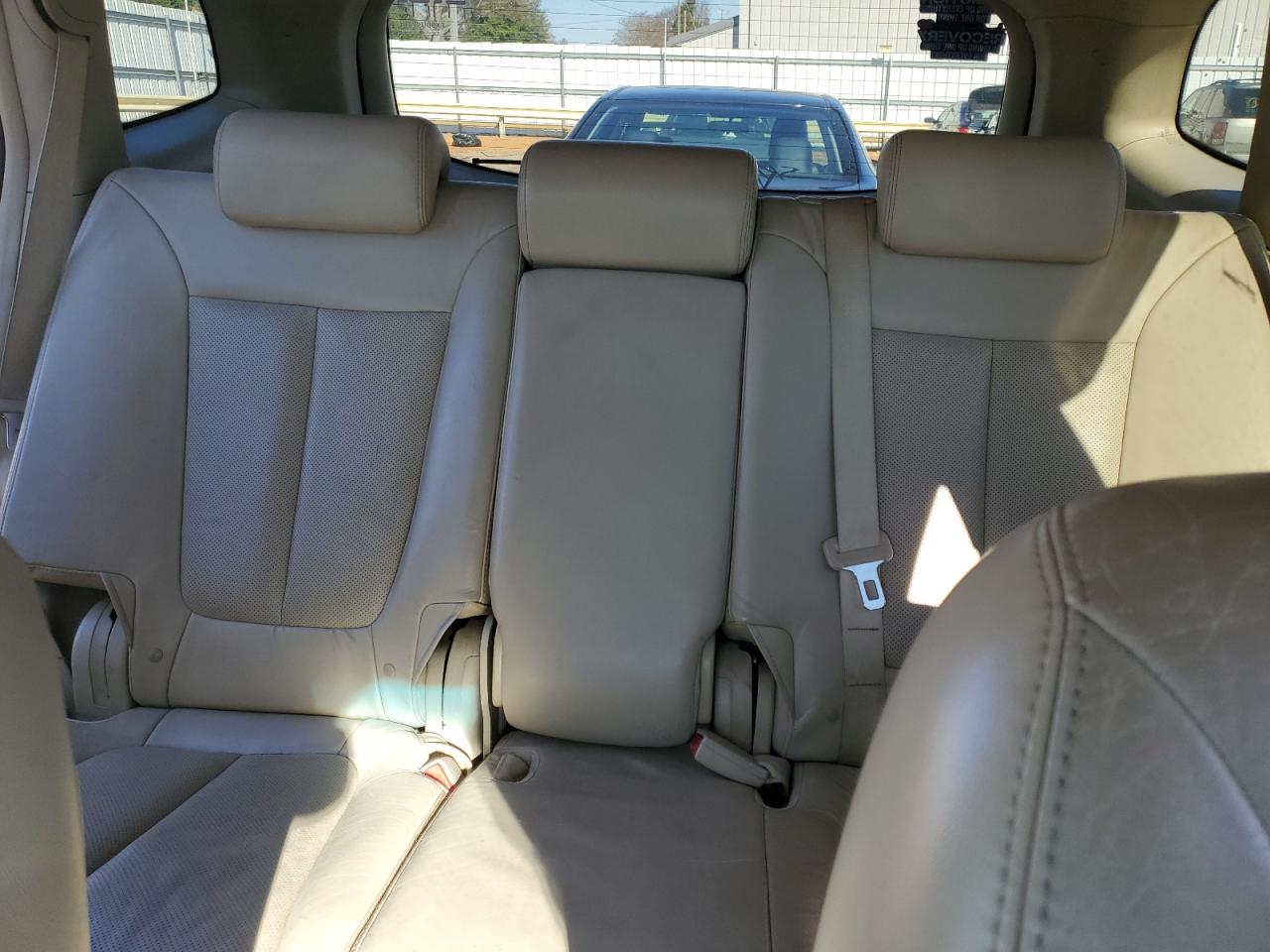 2009 Hyundai Santa Fe - Image 10