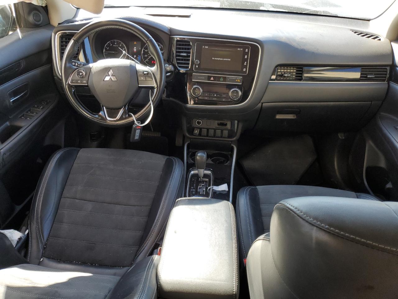 2019 Mitsubishi Outlander - Image 8