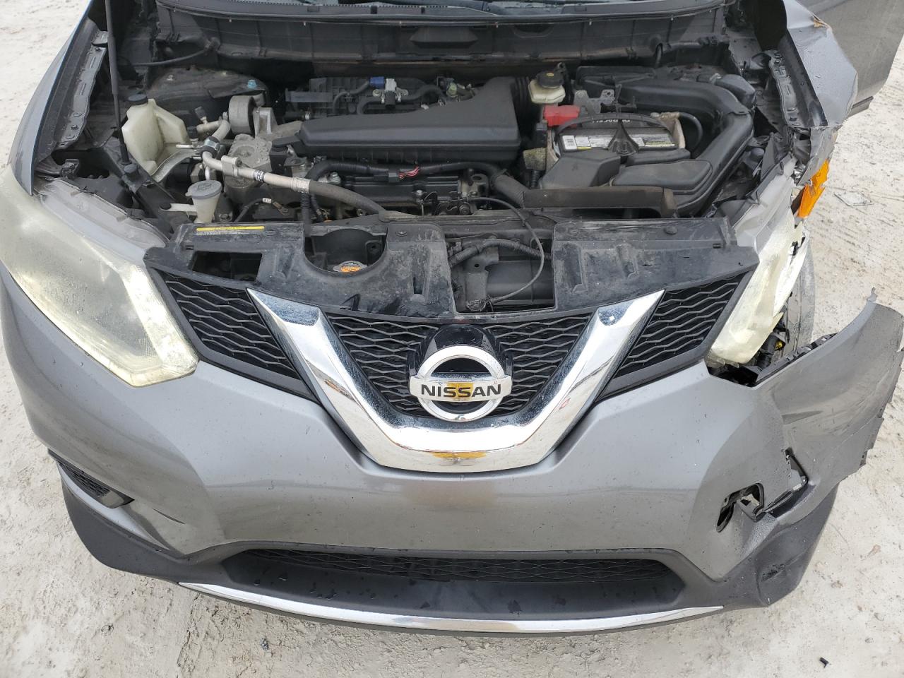 2016 Nissan Rogue - Image 12