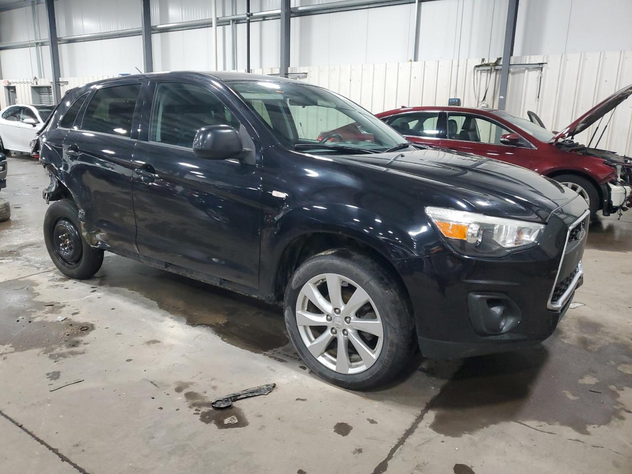2014 Mitsubishi Outlander - Image 4