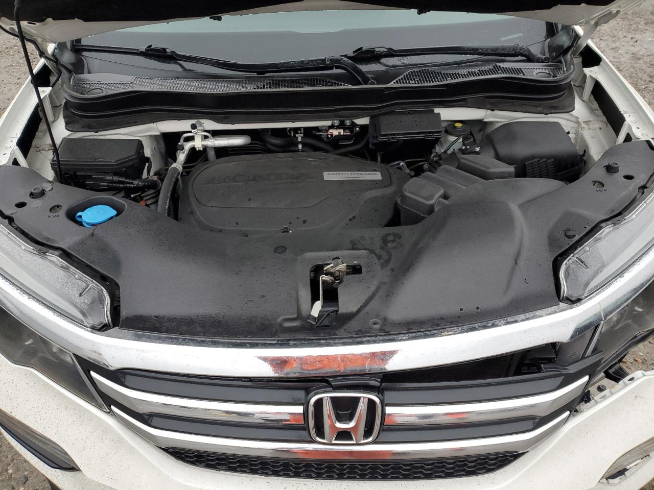 2018 Honda Pilot - Image 12