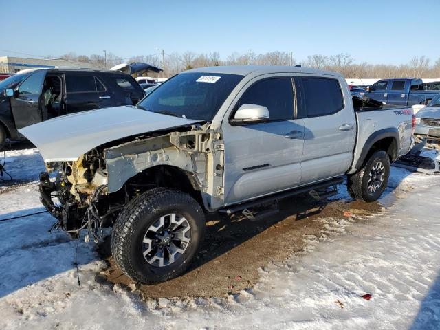  TOYOTA TACOMA 2019 Серебристый