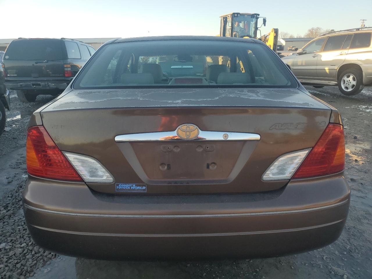 2000 Toyota Avalon - Image 6