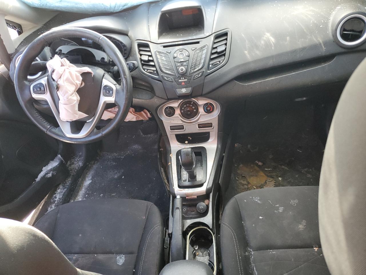 2015 Ford Fiesta - Image 8