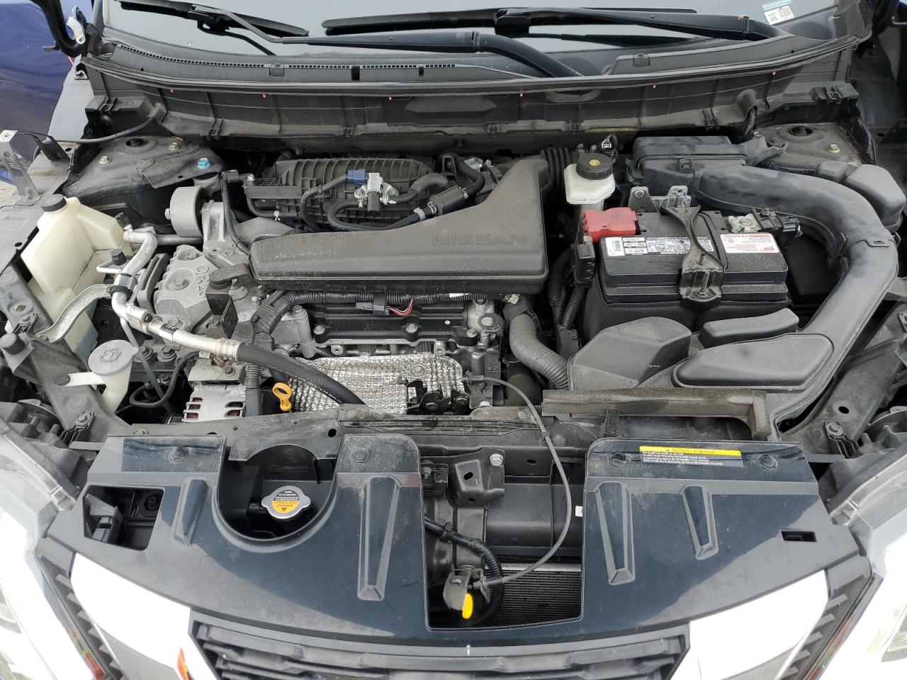 2020 Nissan Rogue - Image 12