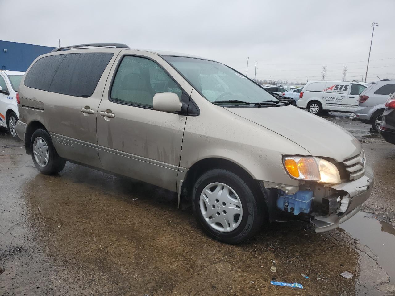 2002 Toyota Sienna - Image 4