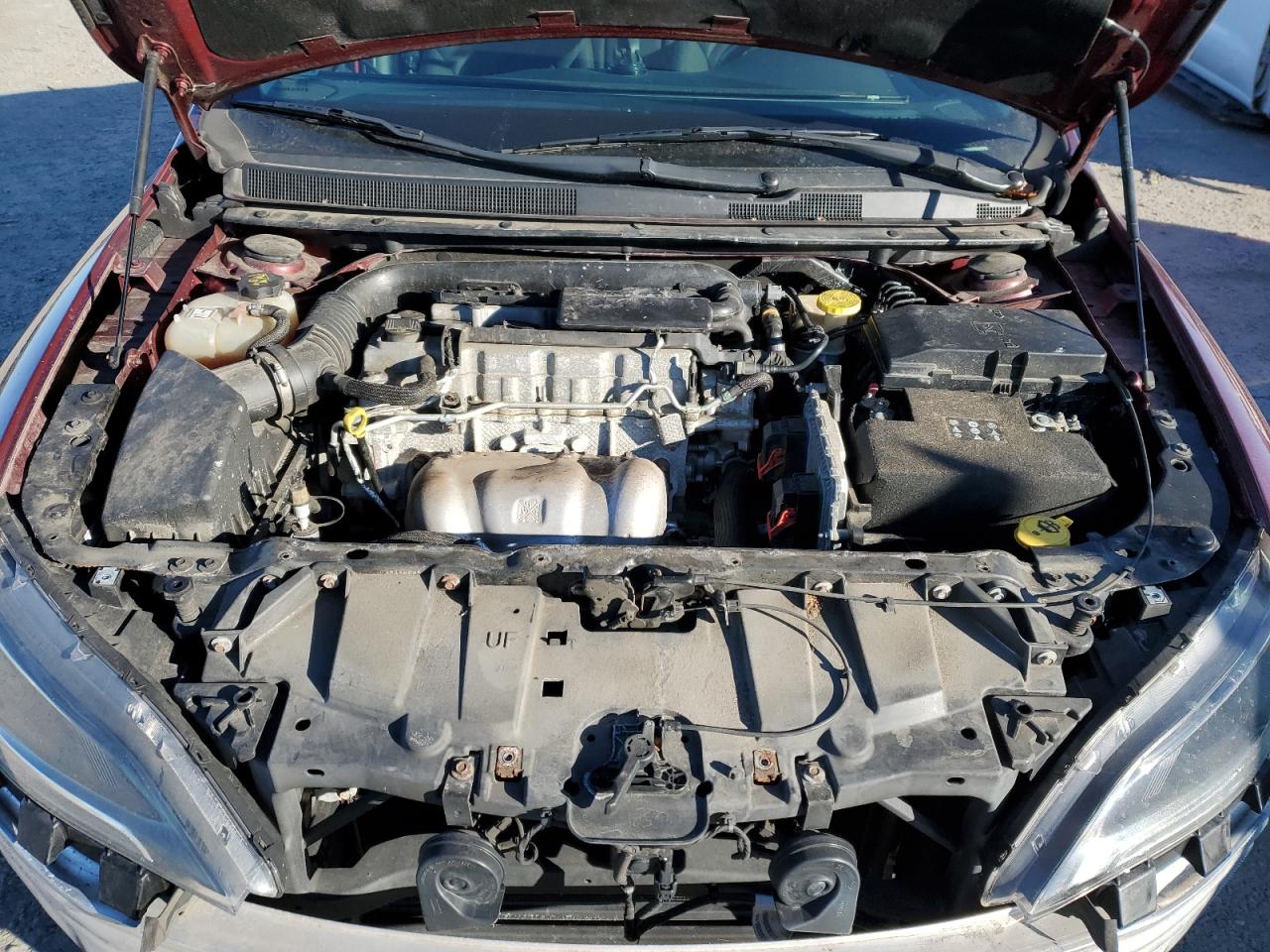 2016 Chrysler 200 - Image 11