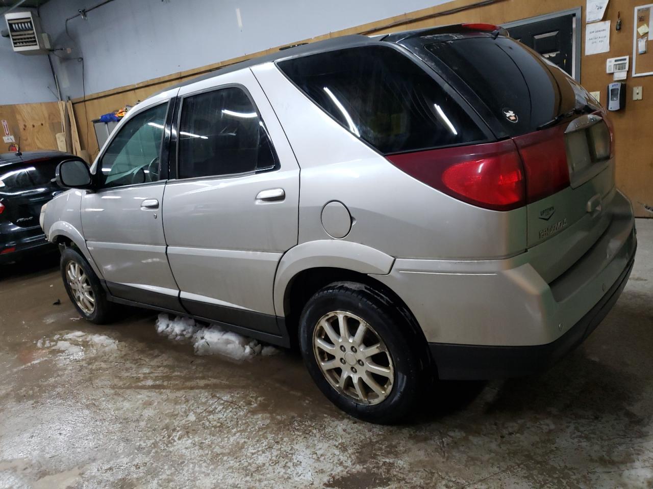 2007 Buick Rendezvous - Image 2