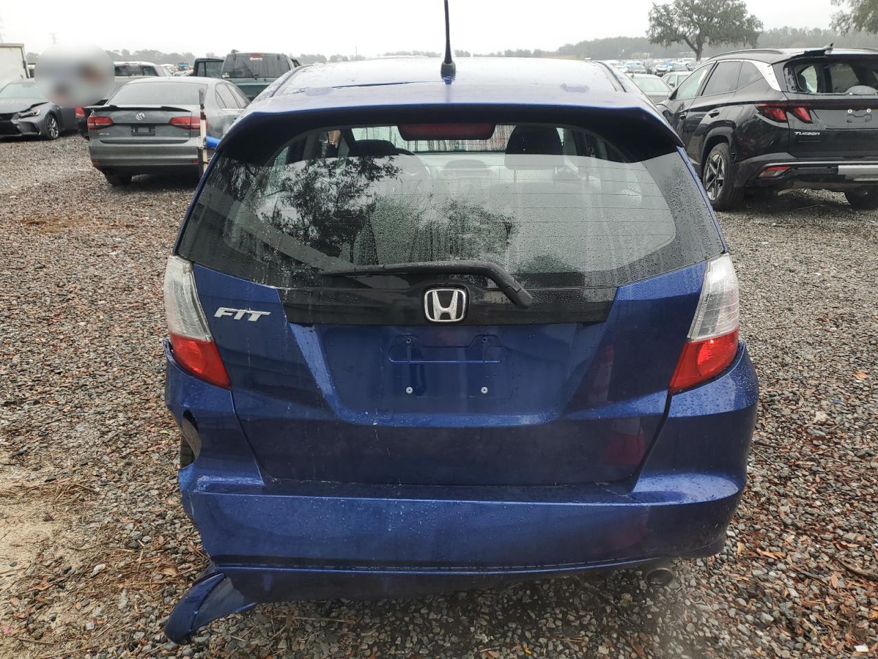 2010 Honda Fit - Image 6