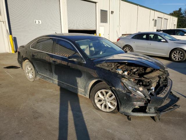  VOLKSWAGEN PASSAT 2017 Чорний