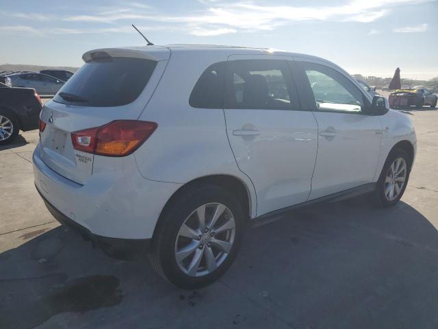  MITSUBISHI OUTLANDER 2015 White