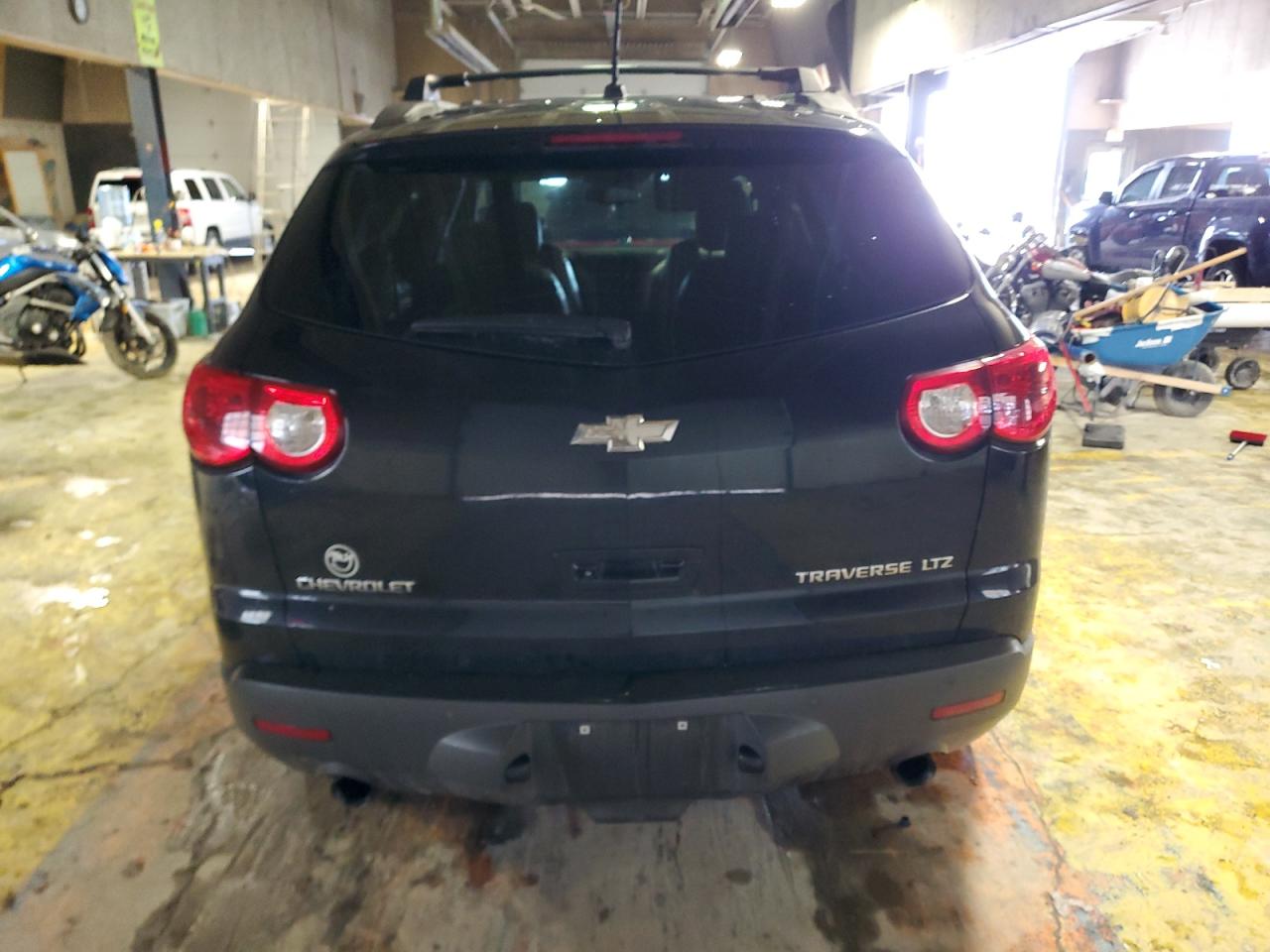 2009 Chevrolet Traverse - Image 6