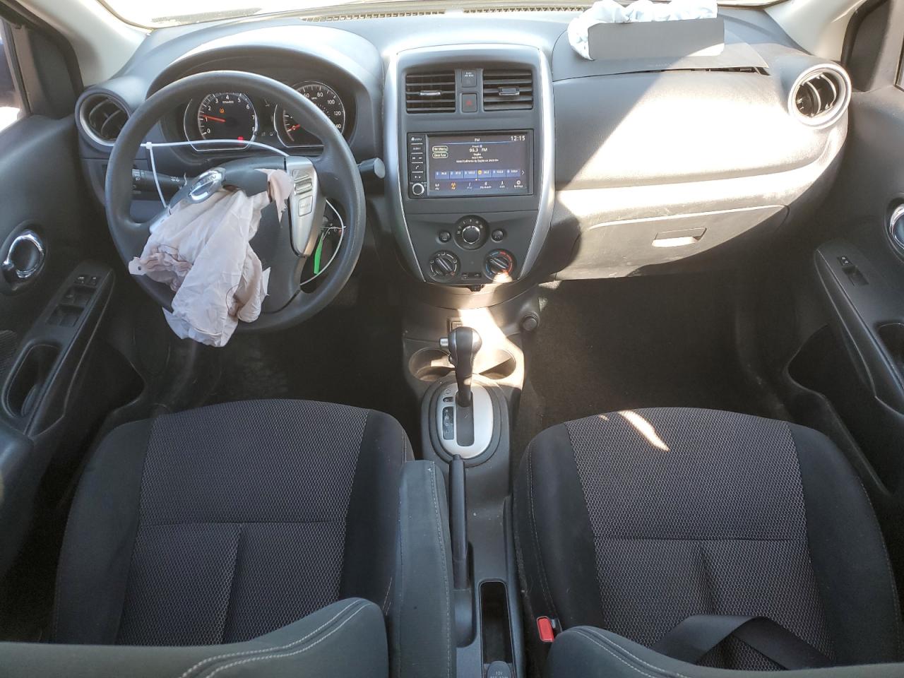 2018 Nissan Versa - Image 8