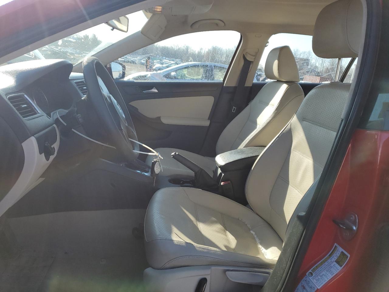 2014 Volkswagen Jetta - Image 7